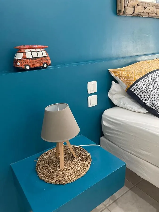 Studio Azur, résidence privée et piscines Saint-Francois  Appartement